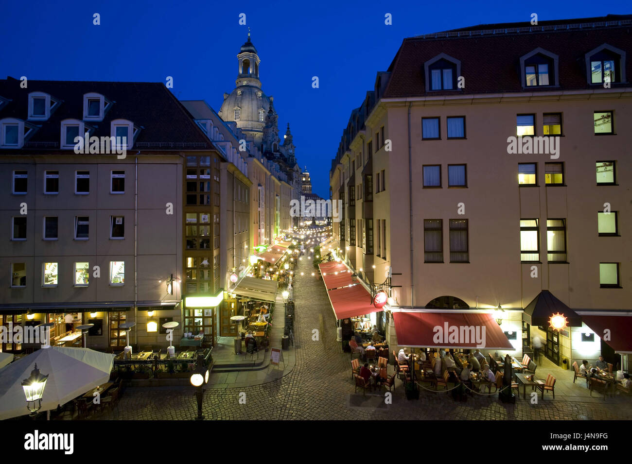 Stadt In Sachsen Anhalt 8 Buchstaben Cafes deutschland stadt -Fotos und -Bildmaterial in hoher Auflösung – Alamy