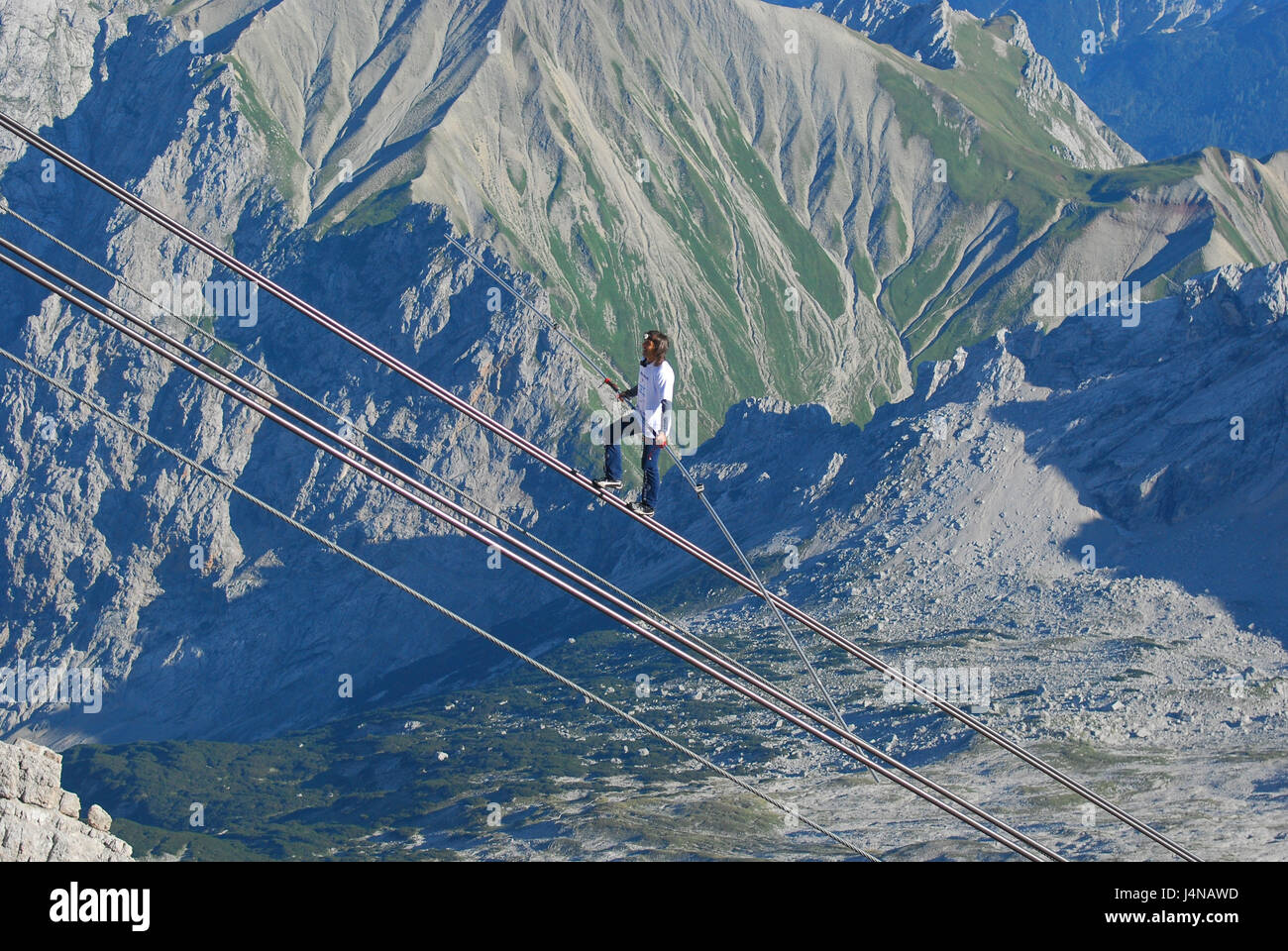 Deutschland, Bayern, Werdenfels, Grainau, Zugspitze, Seil-Artistin Freddi Nock, Weltrekord in der Tragseillauf, Stockfoto