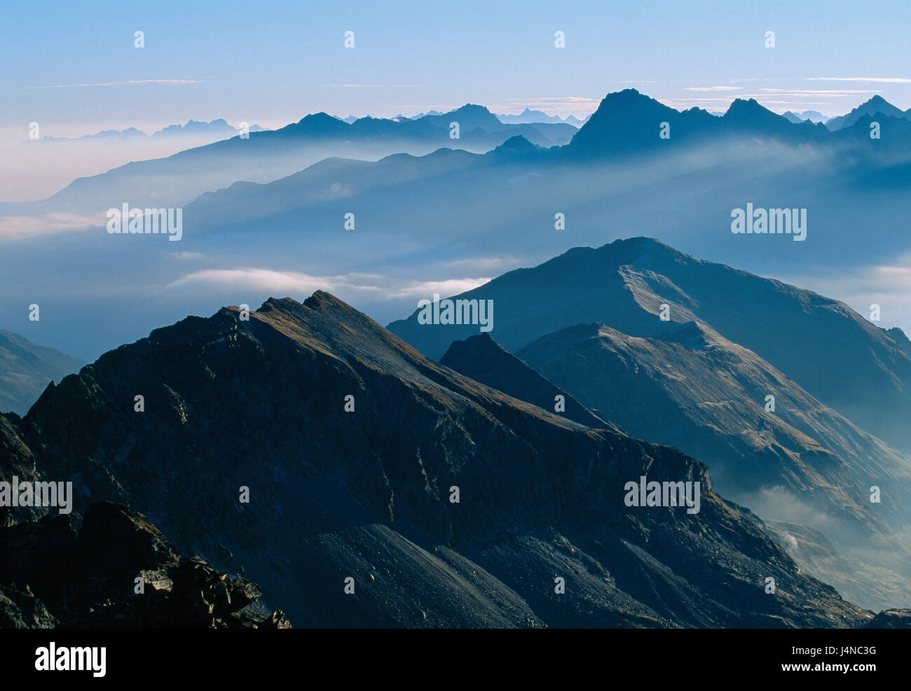 Österreich, Stubaier Alpen, Acherkogel, Berge, Berglandschaft, Wolken Stockfoto