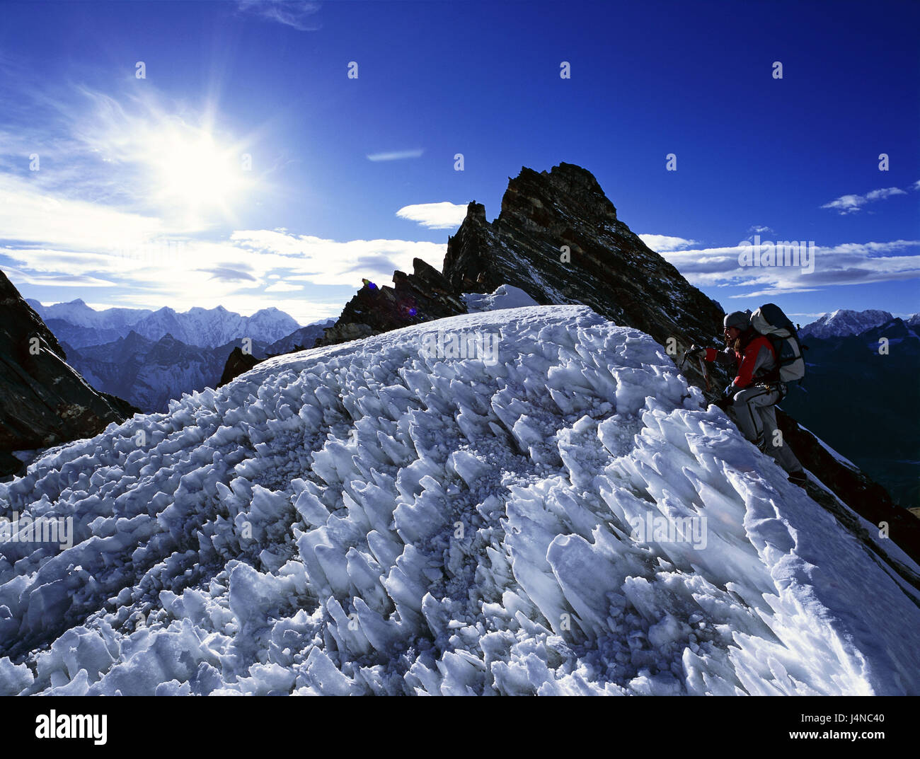 Nepal, Cholatse, Berge, Bergsteiger, Aufstieg, Schnee, Eis, Sonne, Bergpanorama Stockfoto