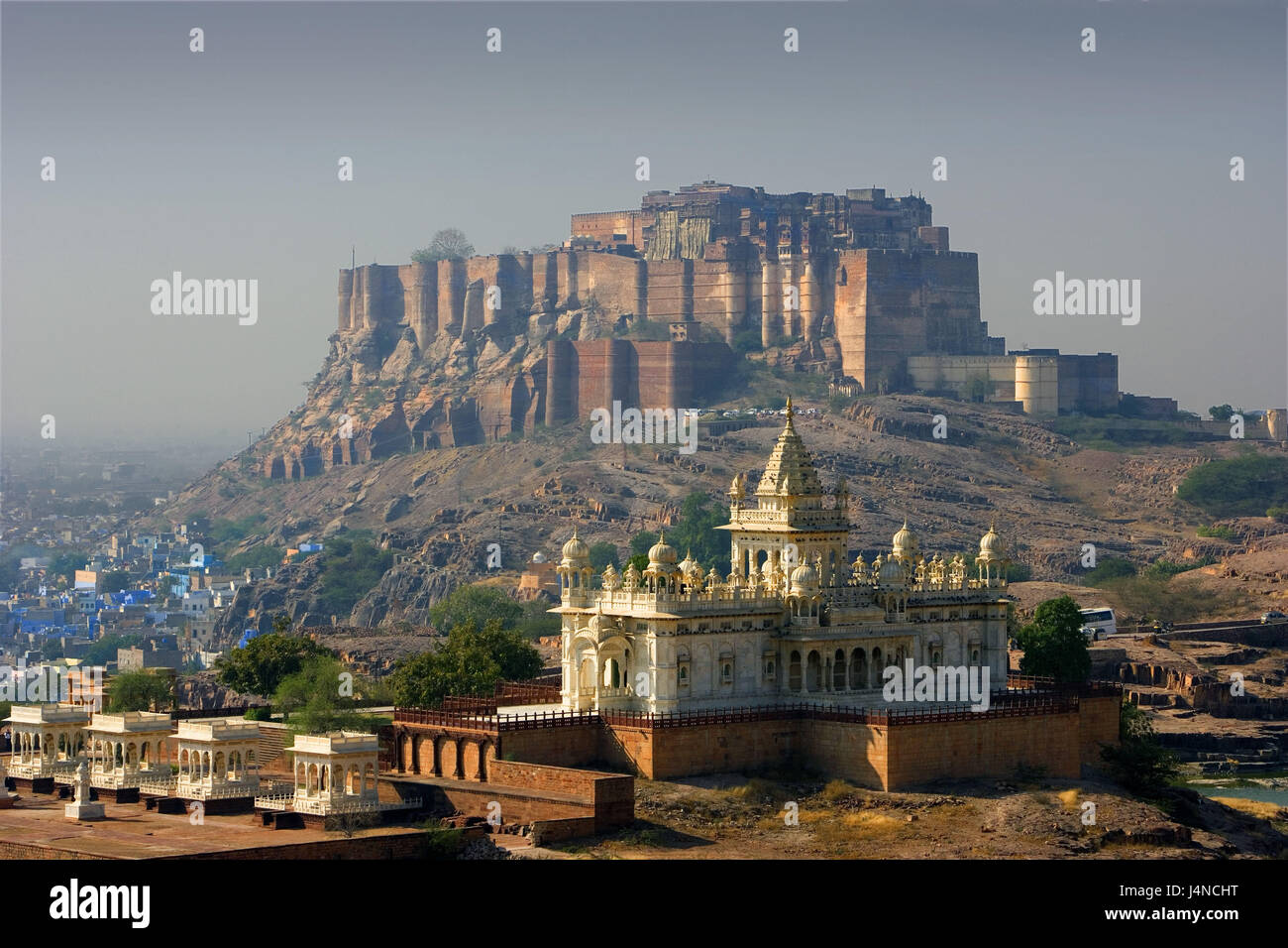 Indien, Rajasthan, Jodhpur, Meherangarh Fort, Jaswant Thada Mausoleum Stockfoto