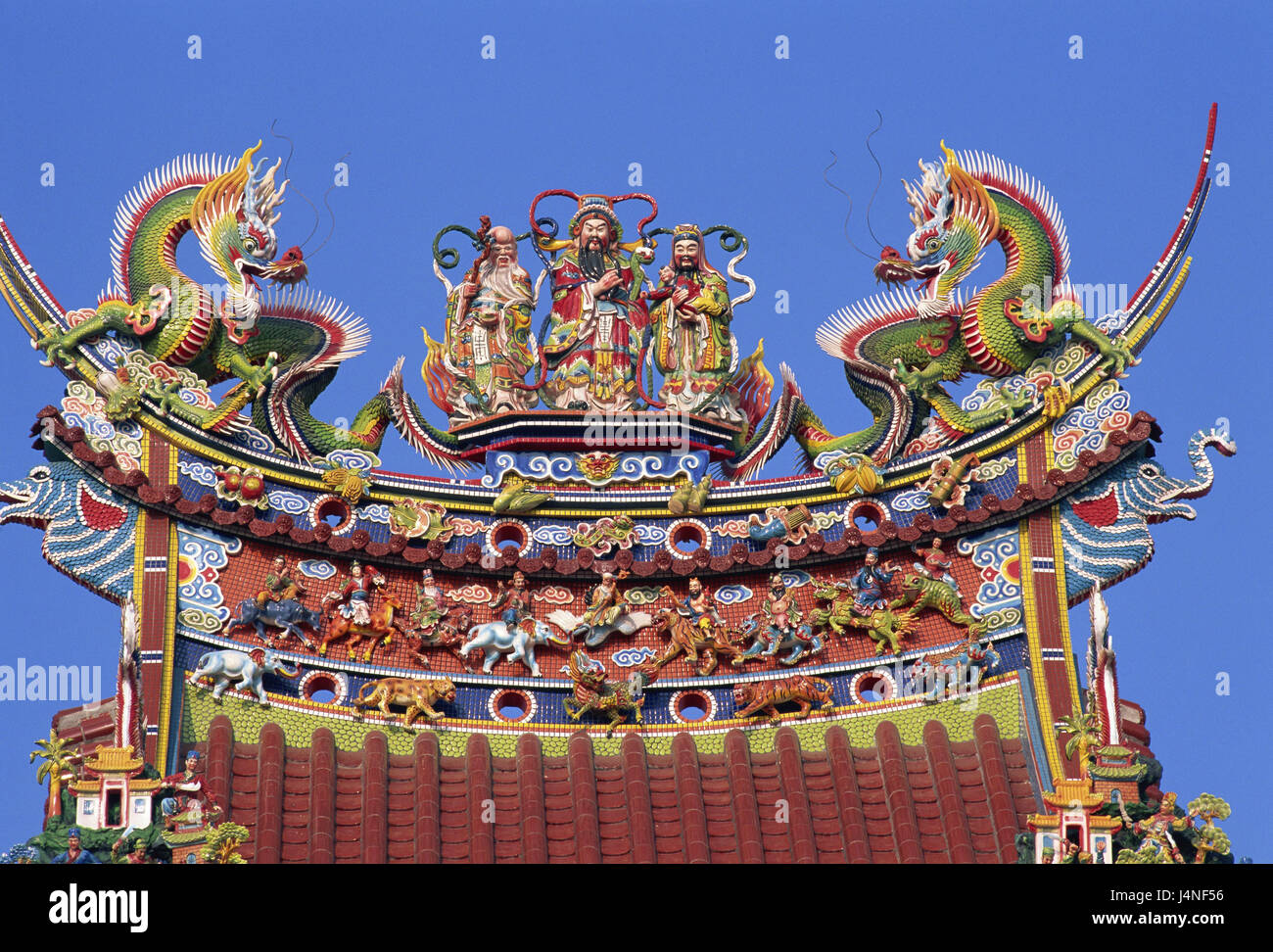 Taiwan, Kaohsiung, Shuen-Sanzi-zehn Tempel, Giebel, Relief, Detail, Asien, Ziel, Ort von Interesse, in der Regel für Land, glauben, Religion, menschenleer, Taoismus, Figuren, Dekoration, Architektur, prächtig, hell, bunt, Götter, Drachen, Stockfoto