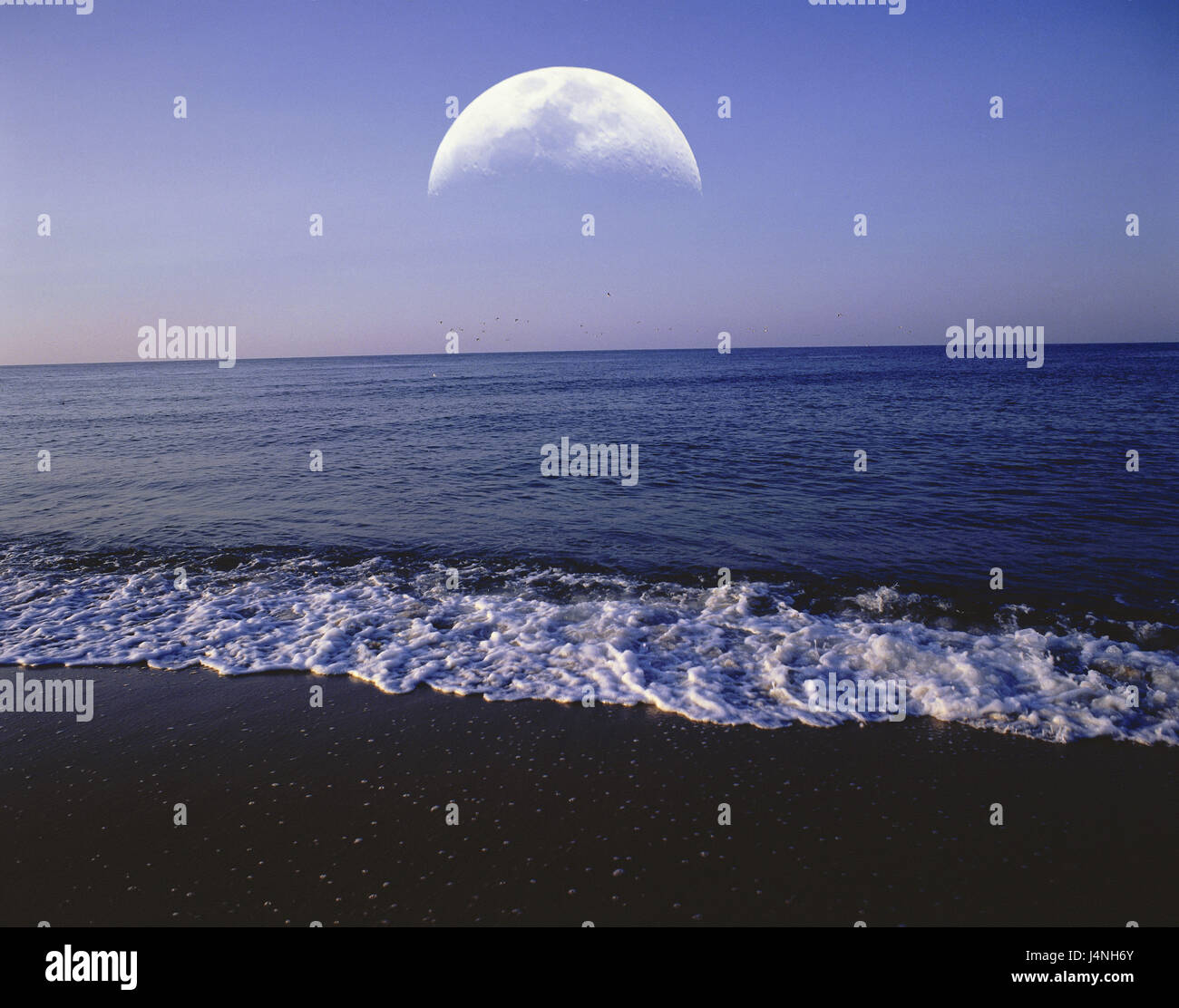 Meer, Mond, [M], Landschaft, Meerblick, anzeigen, Atlantik, Küste, Küste, Wasser, Wellen, Brandung, Horizont, Himmel, Halbmond, BT, Stockfoto