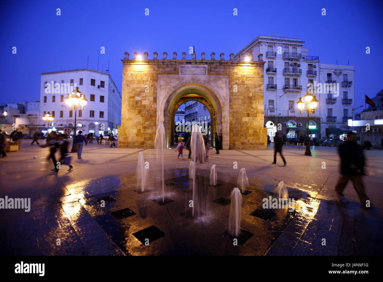 Tunesien, Tunis, Old Town, Place De La Victoire, Bab el Bhar, gut, am Abend, Stockfoto