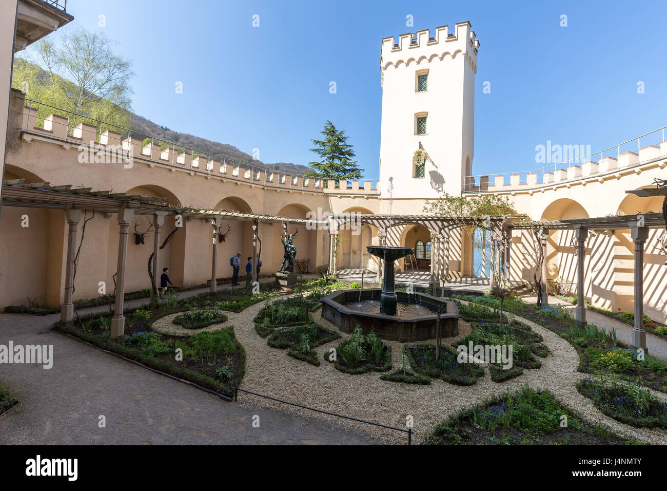 Hof am Schloss Stolzenfels - Koblenz, Rheinland-Pfalz, Rheinland Pfalz, Deutschland, Europa, EU Stockfoto