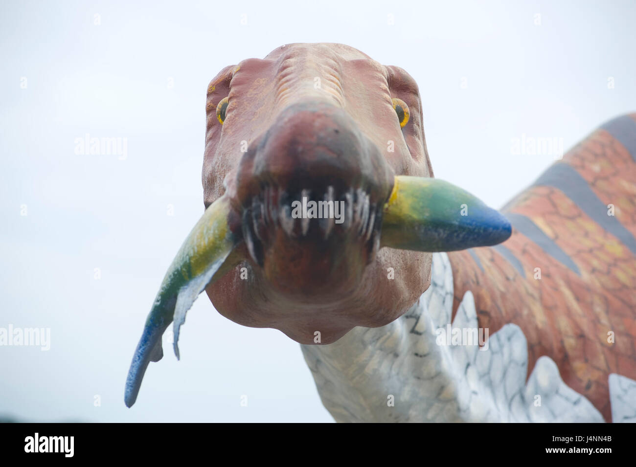 Leben-Replik des Baryonyx Dinosaurier Fisch zu essen. La Era del