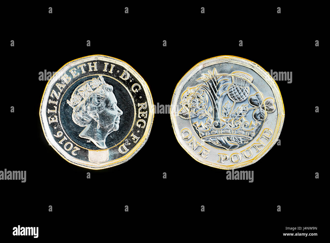 Neue britische £1 Münze auf schwarzem Hintergrund Stockfoto