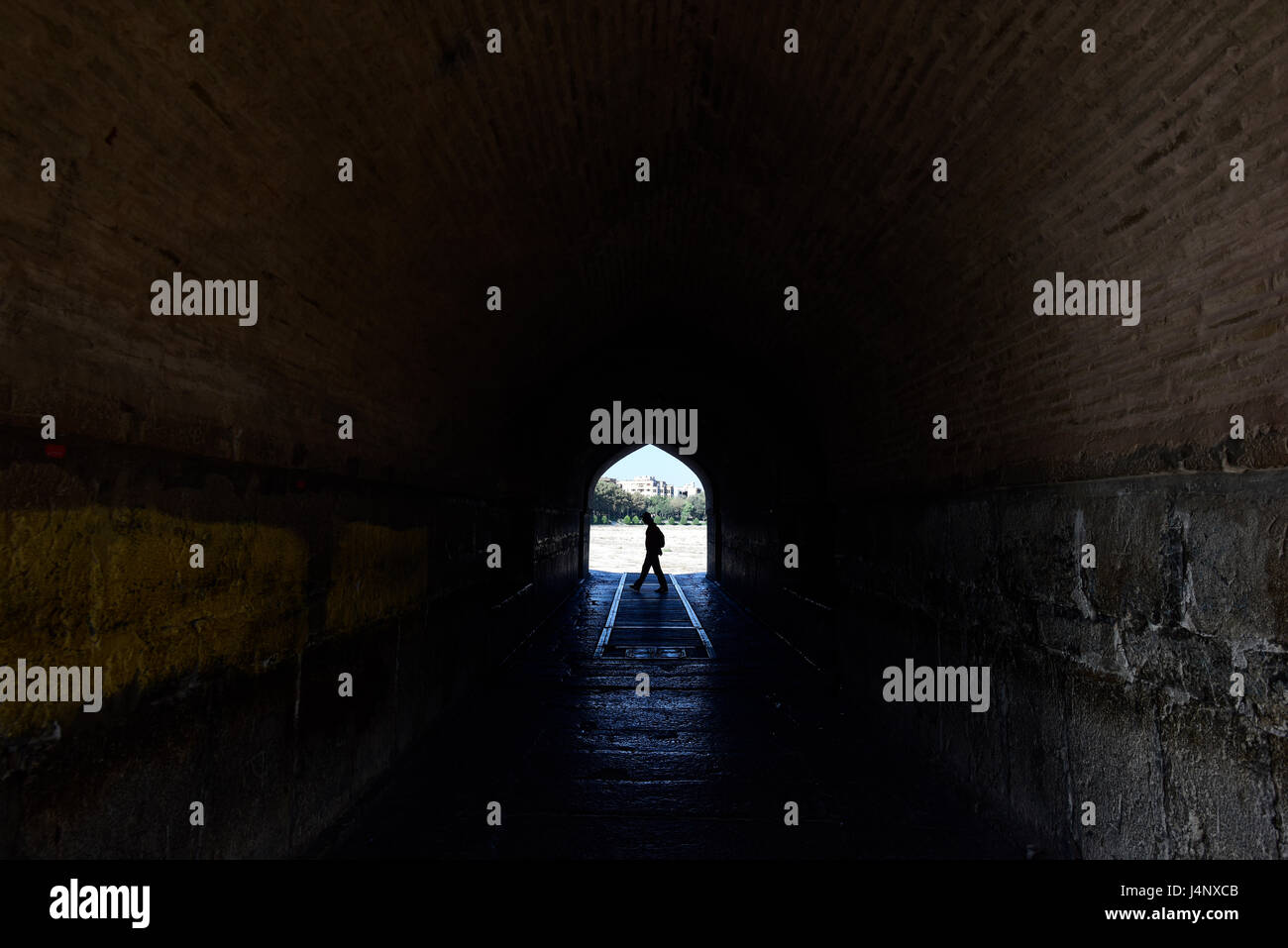 SIO Seh-Brücke (Brücke der 33 Bögen) oder Khaju-Brücke über Zayandeh Fluss, Isfahan, Iran Stockfoto