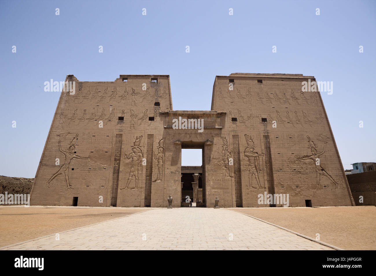Horus Tempel, Eingang, Edfu, Ägypten, Stockfoto