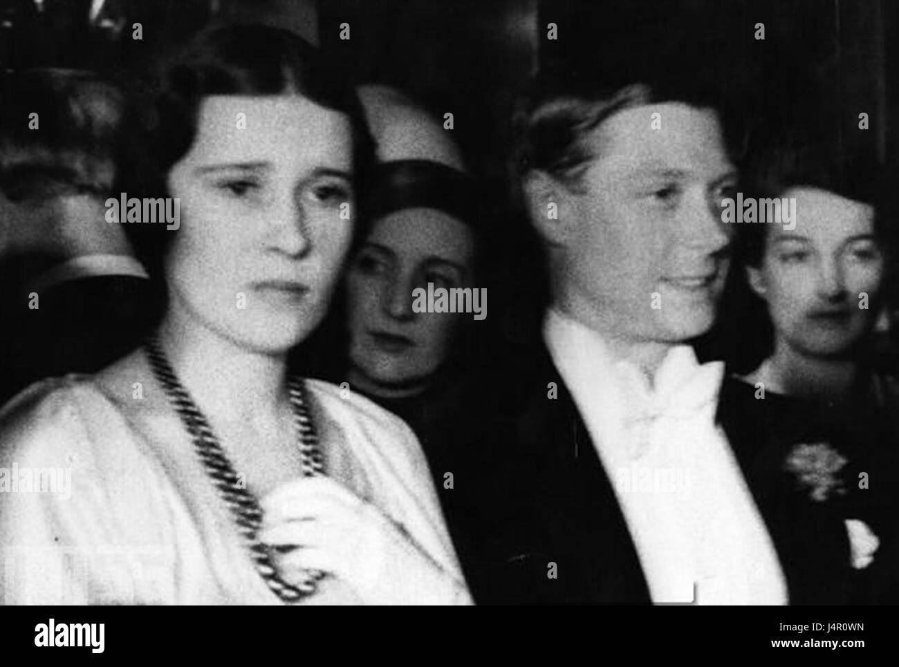 Thelma Furness war eine US-amerikanische Sozialistin, die in den frühen 1930er Jahren eine bemerkenswerte Beziehung zu Edward VIII., Prinz von Wales, hatte Diese Beziehung wurde Teil der britischen königlichen Geschichte. Stockfoto
