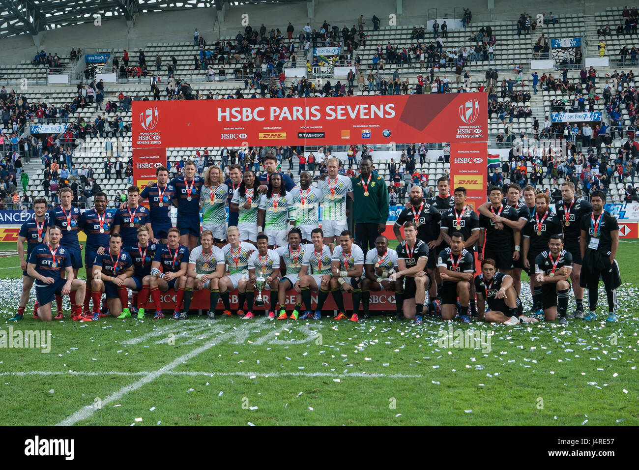 Paris, Frankreich. 14. Mai 2017. Südafrika Gold & Cup in Paris mit Schottland gewinnen Silber und Bronze bei der HSBC Paris Sevens World Series in Stade Jean Bouin unter Neuseeland nehmen. Bildnachweis: Elsie Kibue / Alamy Live News Stockfoto