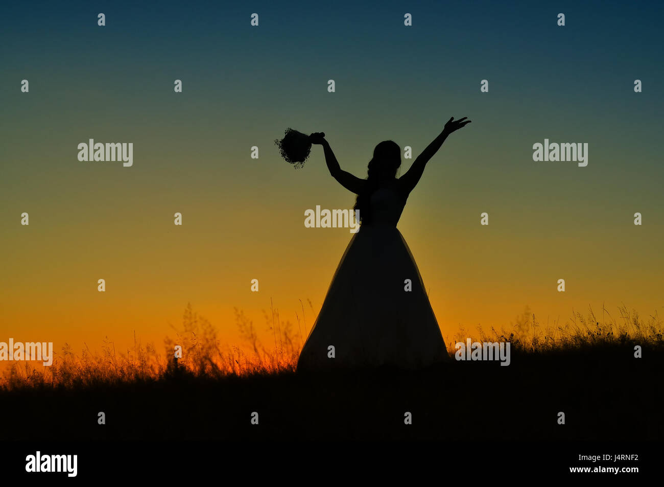 Silhouette der glückliche Braut Stockfoto