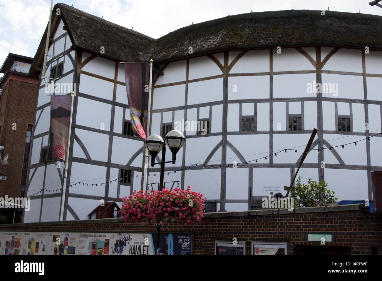 Shakespere des Globe The Globe Theatre ist eine Rekonstruktion im Jahr 1997 erbaut. Das ursprüngliche Theater wurde 1599 gebaut aber nicht heute vorhanden. Stockfoto