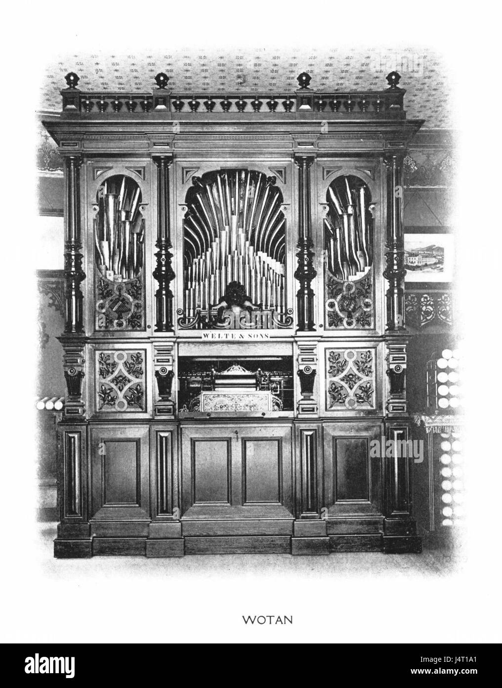 WOTANvondruck bezieht sich auf eine Drucktechnik, die in der Produktion bildender Kunst, insbesondere in der deutschen Drucktechniktradition, eingesetzt wird, die mit komplizierten Designs und feiner Handwerkskunst verbunden ist. Stockfoto