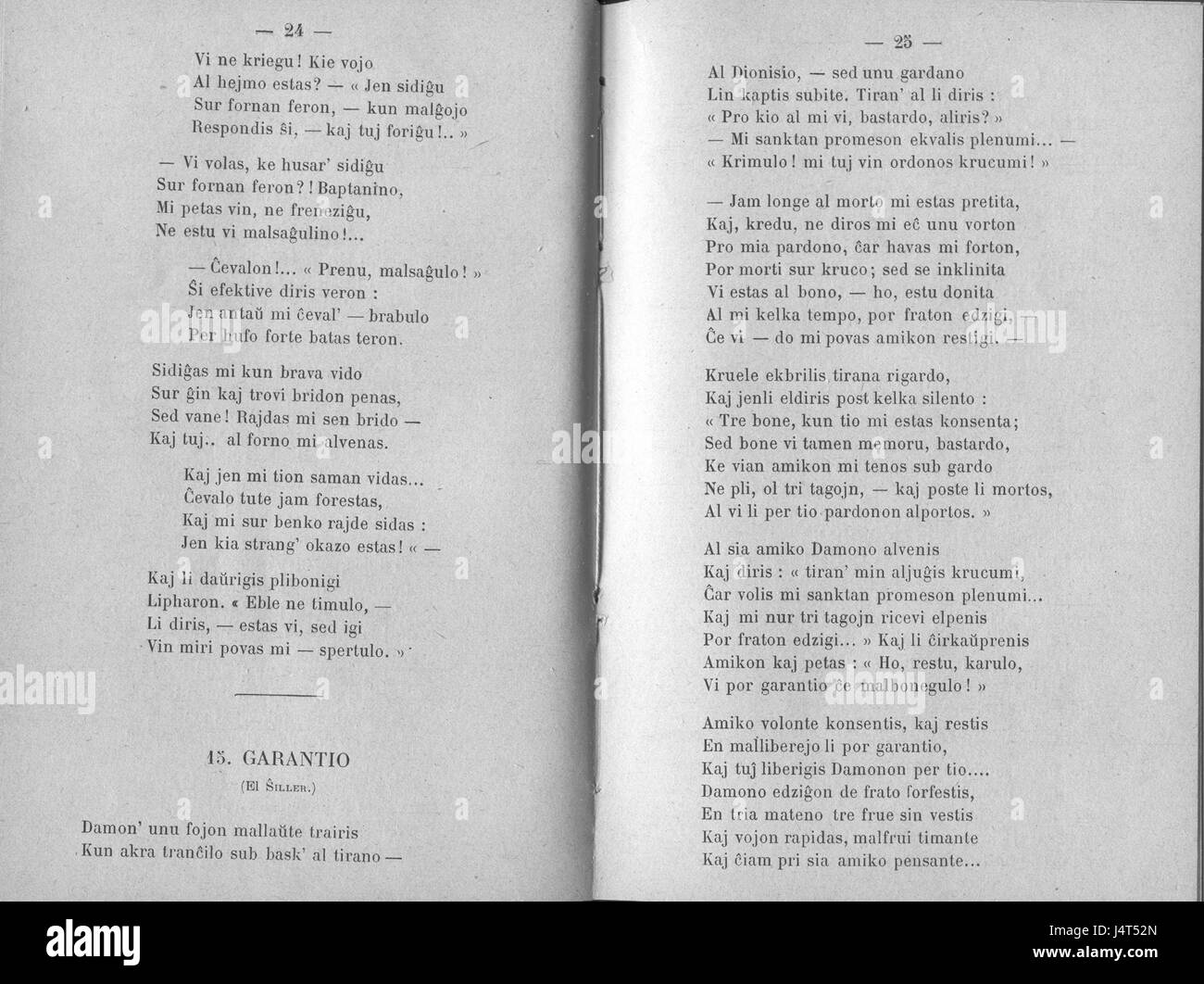 Dieses Bild zeigt die ersten Seiten des Buches „Verkaro de Devjatnin“, ein literarisches Werk in Esperanto. Auf den Seiten 24 und 25 wird der Text und die Struktur des Werkes hervorgehoben. Stockfoto