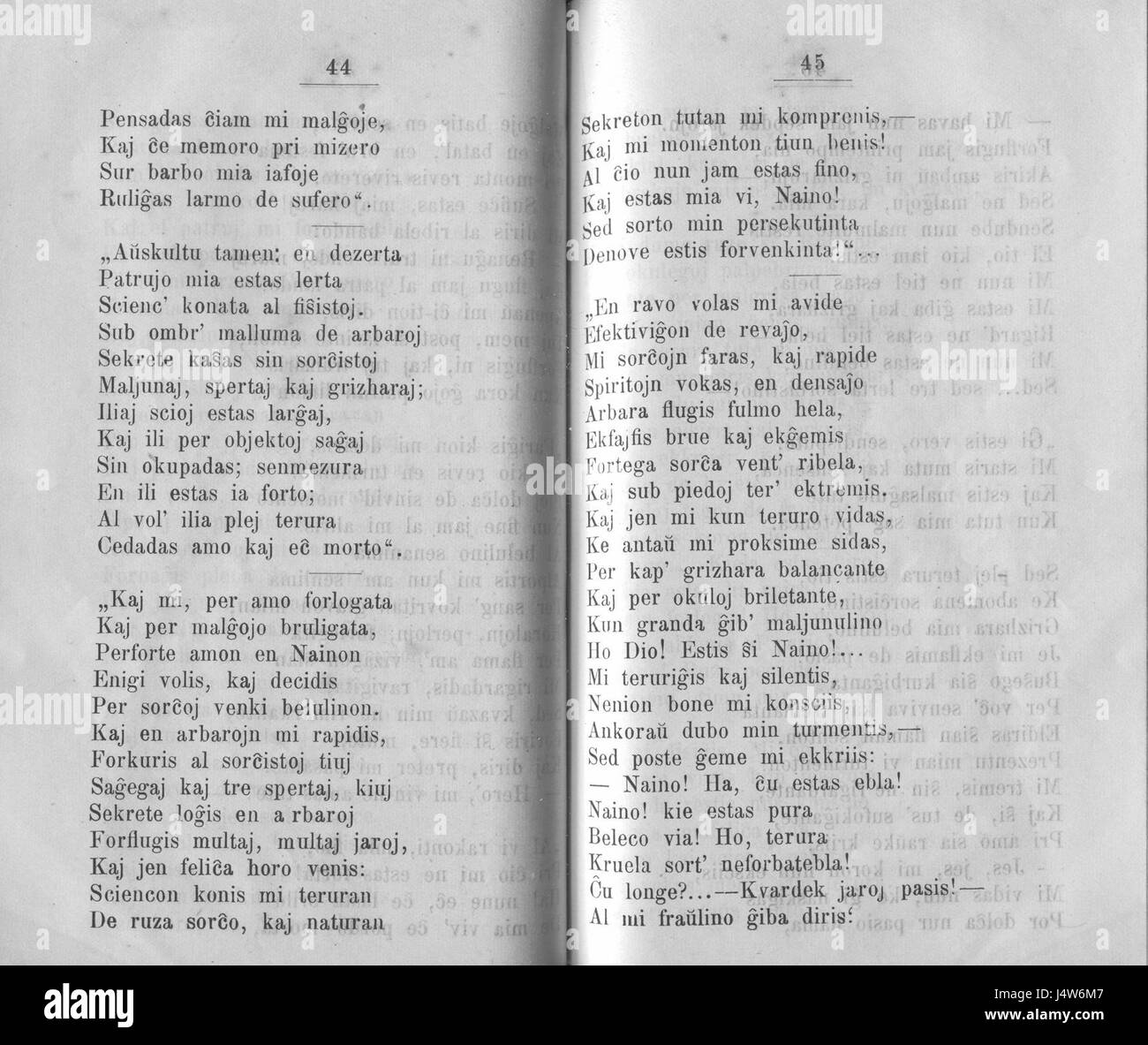 „Verkaro de Devjatnin Libro“ bezieht sich auf ein Buch in der Sprache Esperanto, das ein literarisches oder historisches Werk beschreibt. Auf die Seiten 44 und 45 wird verwiesen. Stockfoto