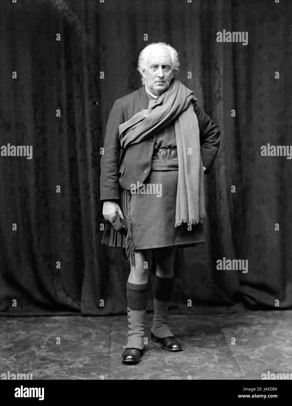 William Gibson, der 2. Baron Ashbourne, starb am 10. Juni 1929. Als prominente Persönlichkeit in der britischen Politik hielt er den Titel Baron Ashbourne und wurde für seine Verdienste im House of Lords anerkannt. Sein Tod markierte das Ende seiner aktiven politischen Karriere, aber sein Vermächtnis bleibt in der britischen politischen Geschichte erhalten. Stockfoto