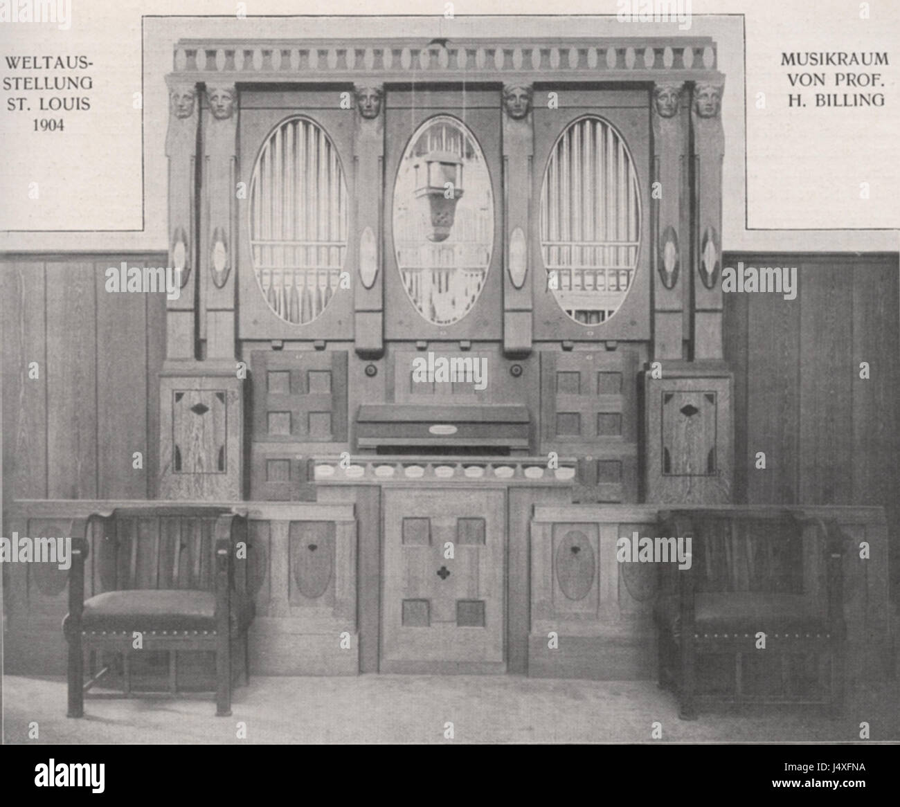 Die Welte-Orgel, ein Instrument aus dem frühen 20. Jahrhundert aus dem Jahr 1904, zeigt ihr Design und ihre technologischen Fortschritte in der Musikproduktion. Stockfoto