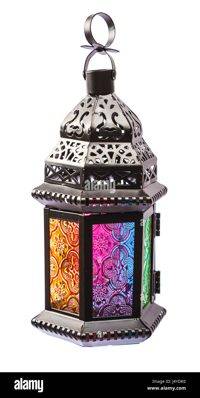 Schön ein leuchtendes Fanus Laterne isoliert auf weißem Hintergrund. Das muslimische Opferfest des Heiligen Monats Ramadan Kareem. Freiraum für Ihren text Stockfoto