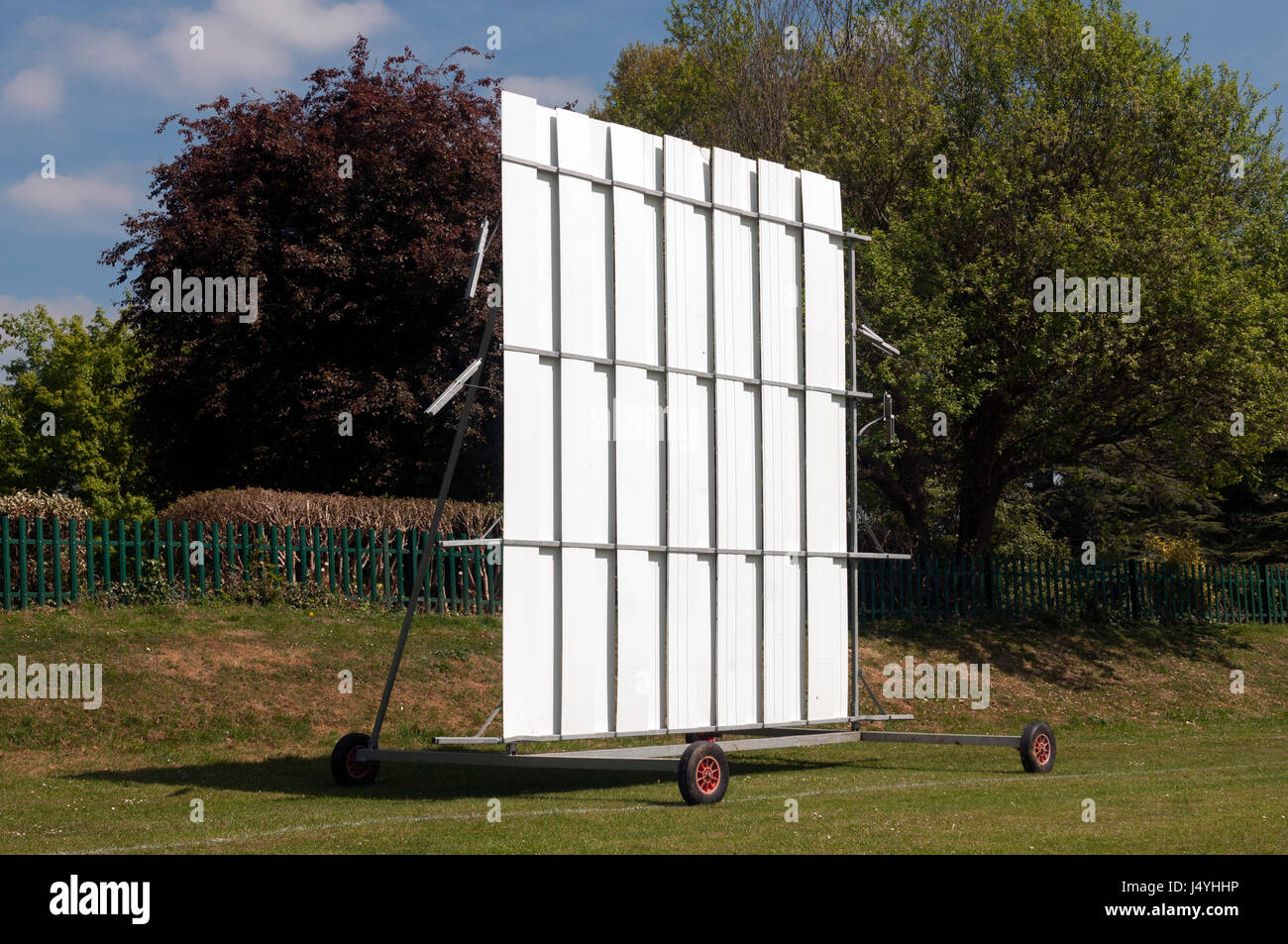 Ein Cricket Sightscreen, Marlow, Buckinghamshire, England, UK Stockfoto