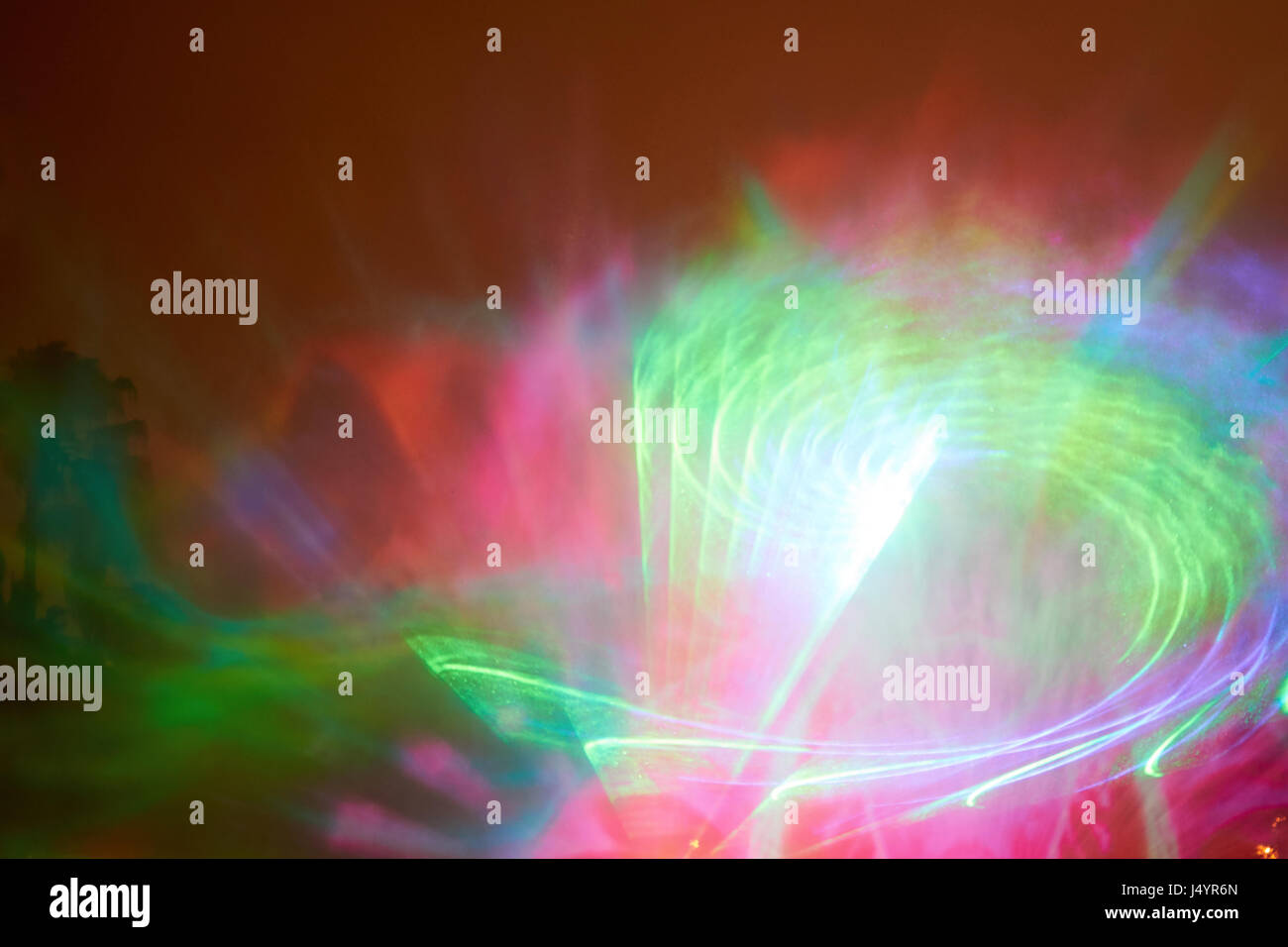 Nacht-Laser-show im Park Stadium. Lasershow Party disco Stockfoto