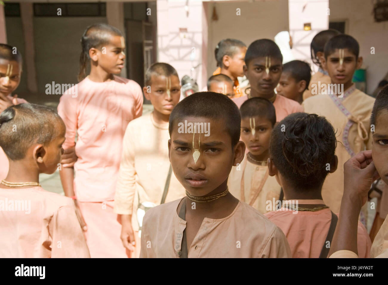 Studenten der Gurukula, Barsana, Uttar Pradesh, Indien, Asien Stockfoto