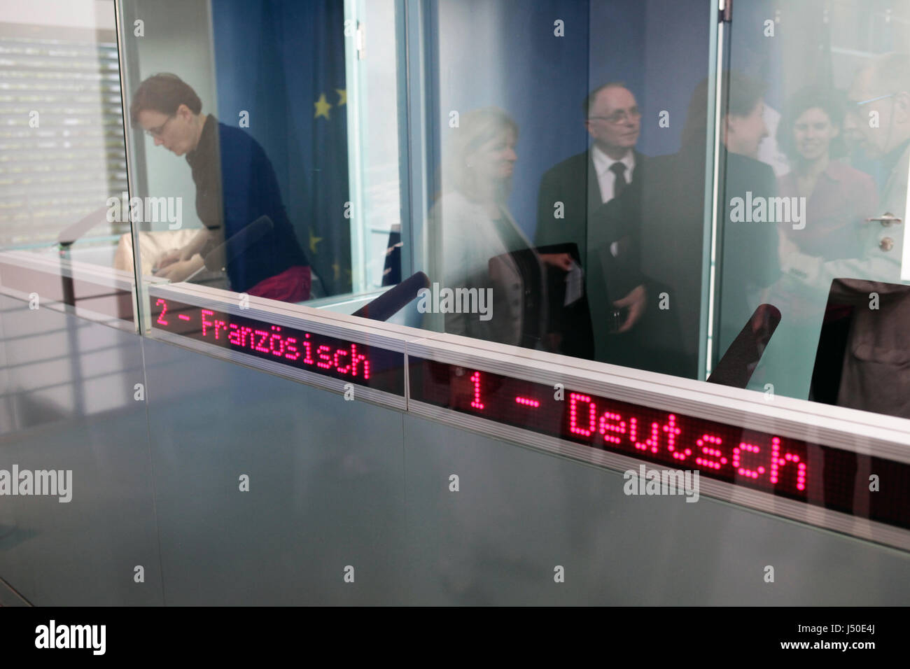 Simon Becker / Le Pictorium - Emmanuel Macron trifft Angela Merkel in Berlin - 15.05.2017 - Deutschland / Berlin / Berlin - der neue Präsident der französischen Republik Emmanuel Macron begab sich Angela Merkel, Bundeskanzlerin für seine erste Auslandsreise zu erfüllen. Stockfoto