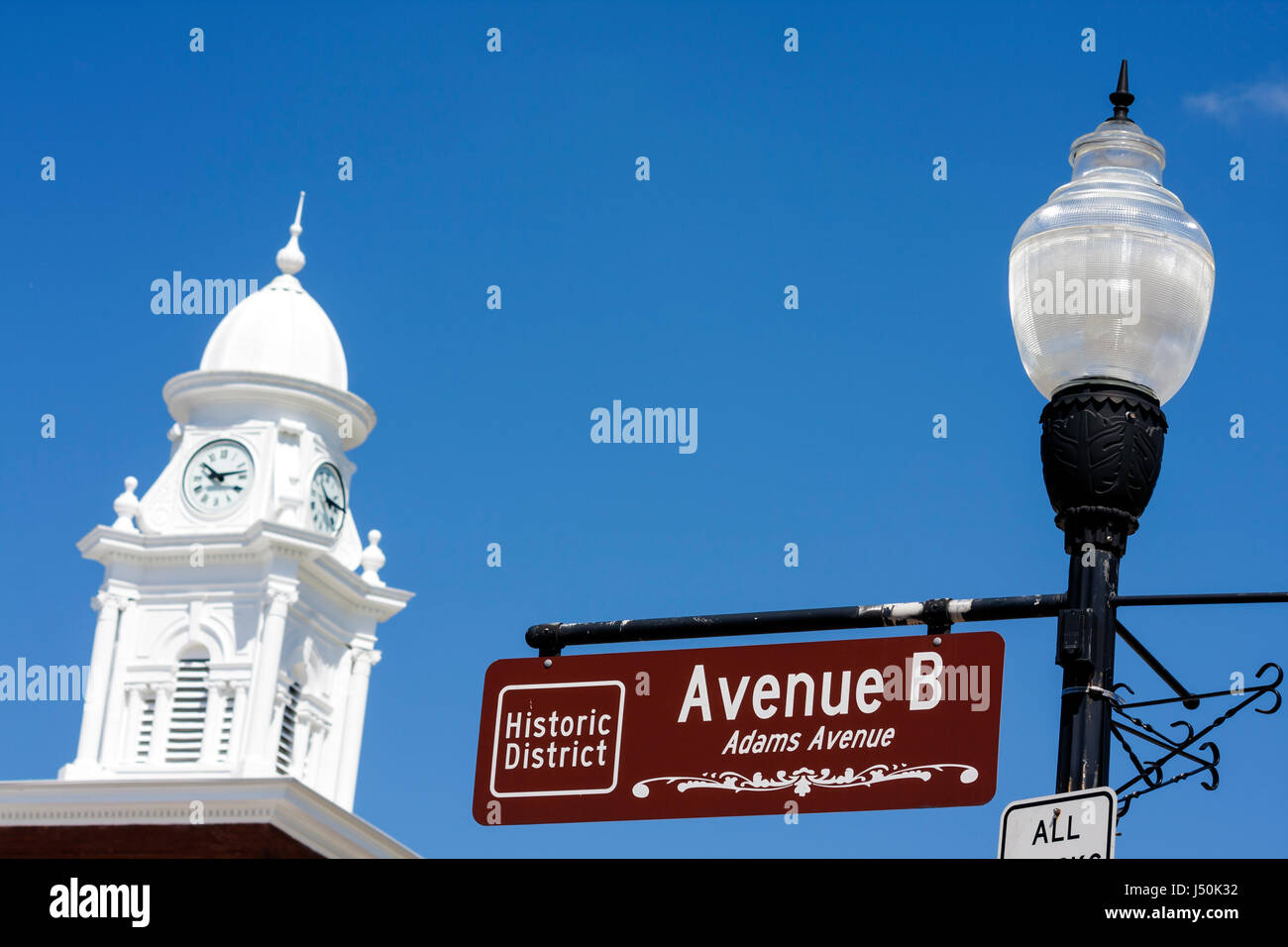 Opelika Alabama, Historic District, Avenue B, Lee County Courthouse 1896, korinthische Spalte, Gebäude, Recht, Justiz, weißer Uhrenturm, roter Stein, ne Stockfoto