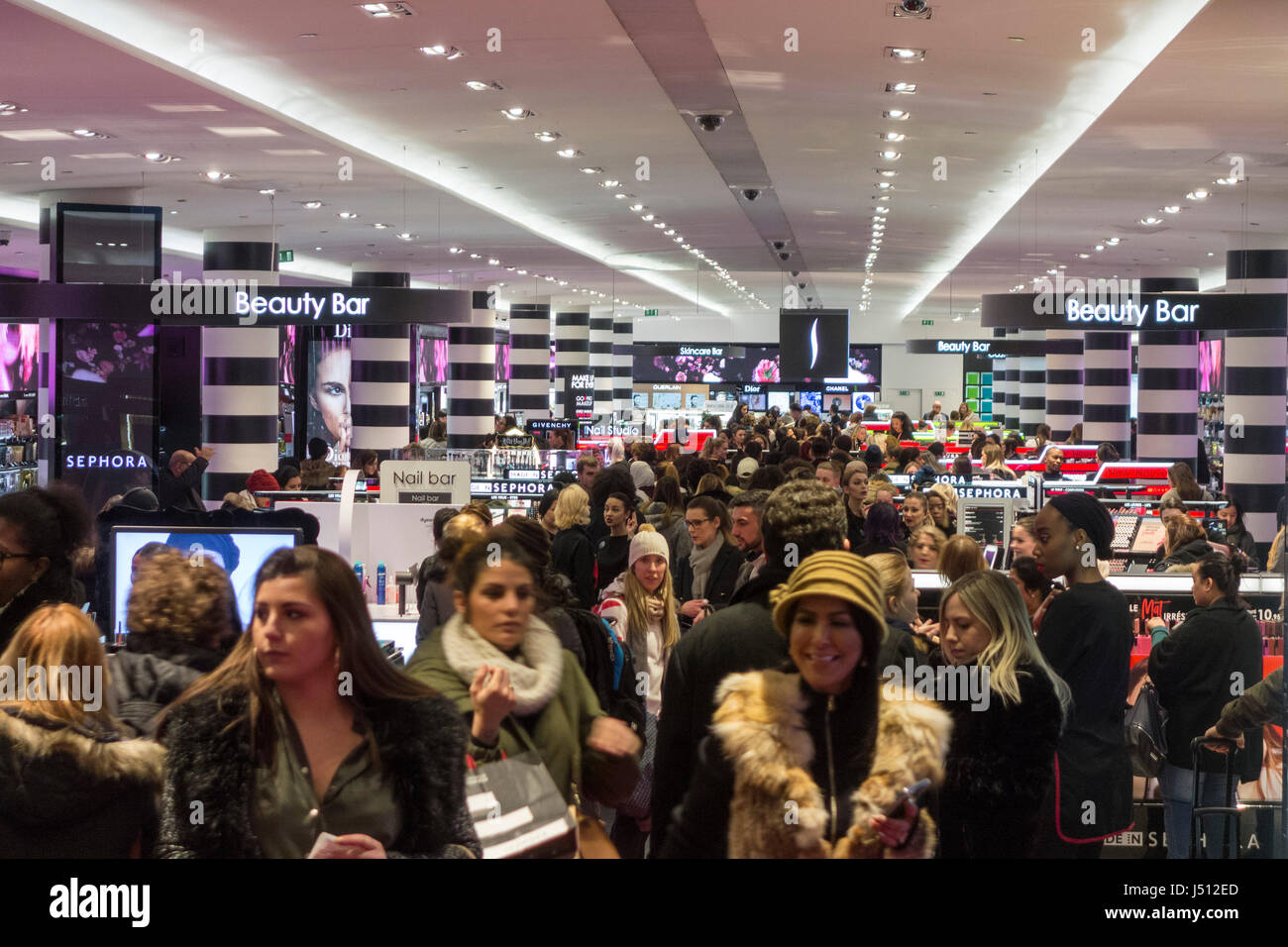 Sephora Flagship Store, Champs Elysees, Paris, Frankreich. Stockfoto