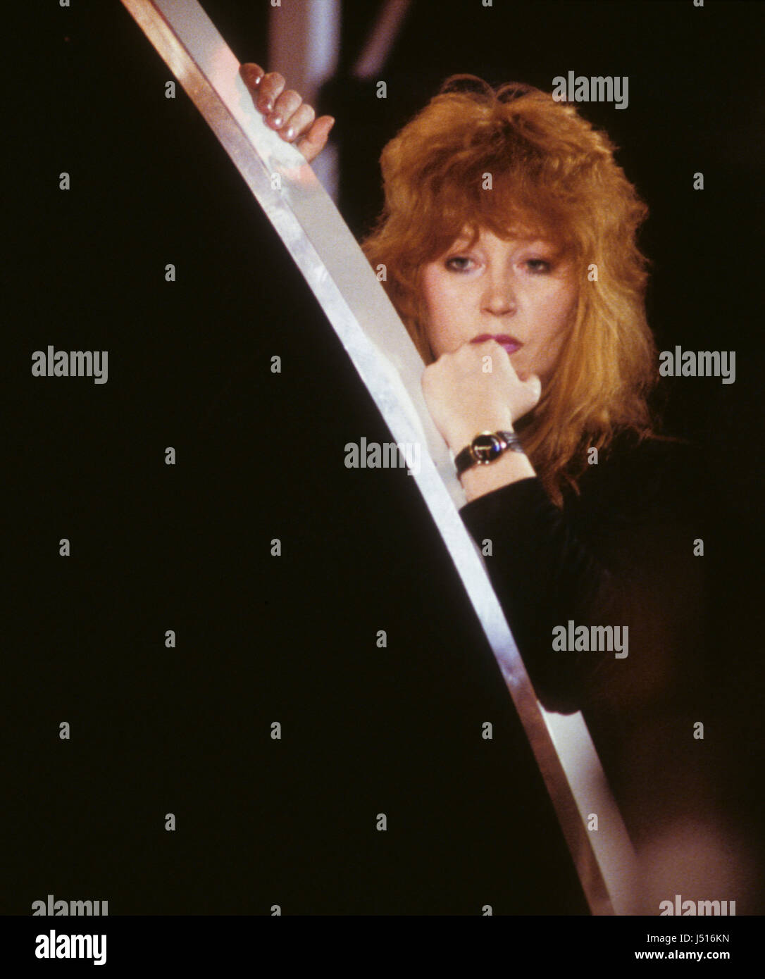 Ala Pugatjova sowjetische Superstar als Sänger macht TV-Show in Moskau 1988 Stockfoto