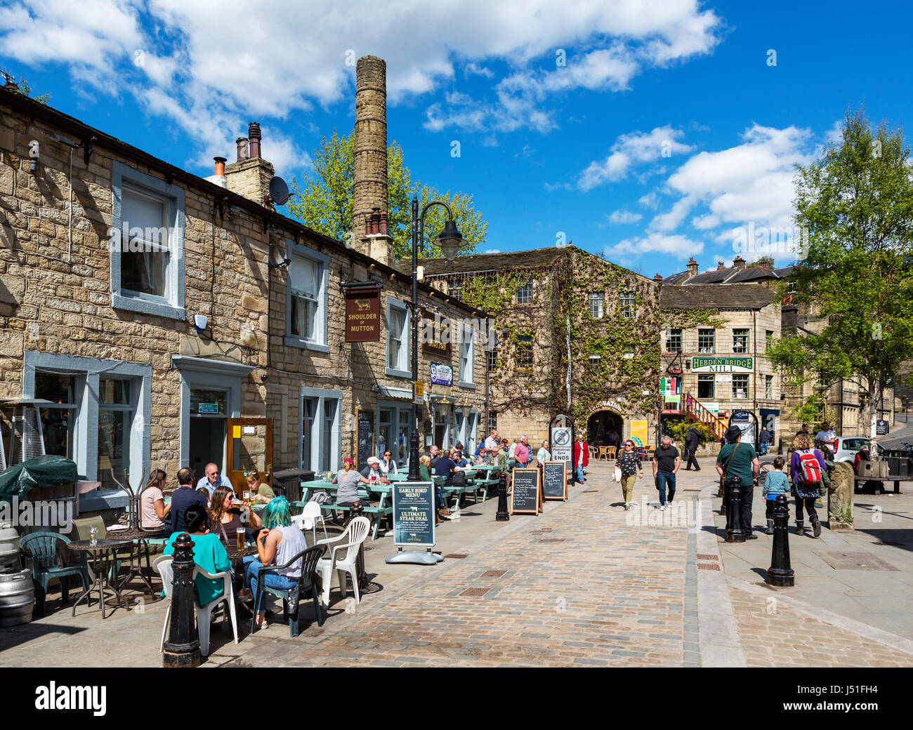 Hebden Bridge, Yorkshire. Die Schulter von Hammelfleisch Kneipe auf Brücke Tor, Hebden Bridge, West Yorkshire, England, UK. Stockfoto