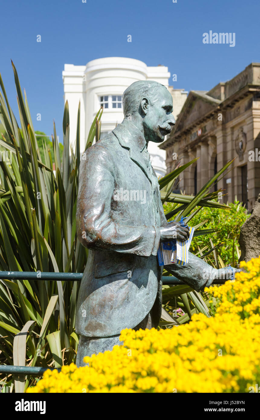 Statue von Sir Edward Elgar in Bellevue Insel in Great Malvern, Worcestershire Stockfoto