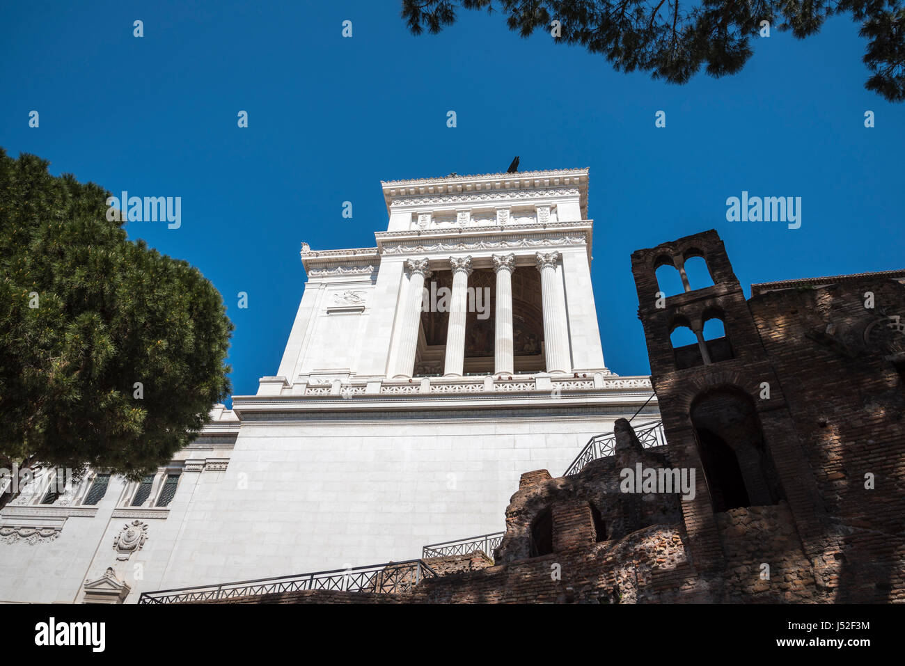 Das Denkmal für König Vittorio Emanuele 2 in der Piazza Venezia in Rom Stockfoto