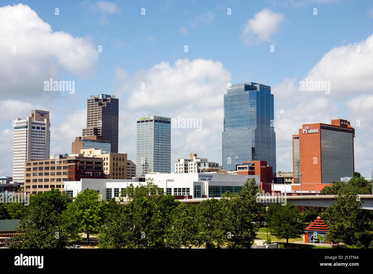 Little Rock Arkansas, Junction Bridge, Aussicht, Skyline der Innenstadt, Hochhäuser Wolkenkratzer Gebäude Gebäude Gebäude, Skyline der Stadt, Bezirk, Horizont Stockfoto