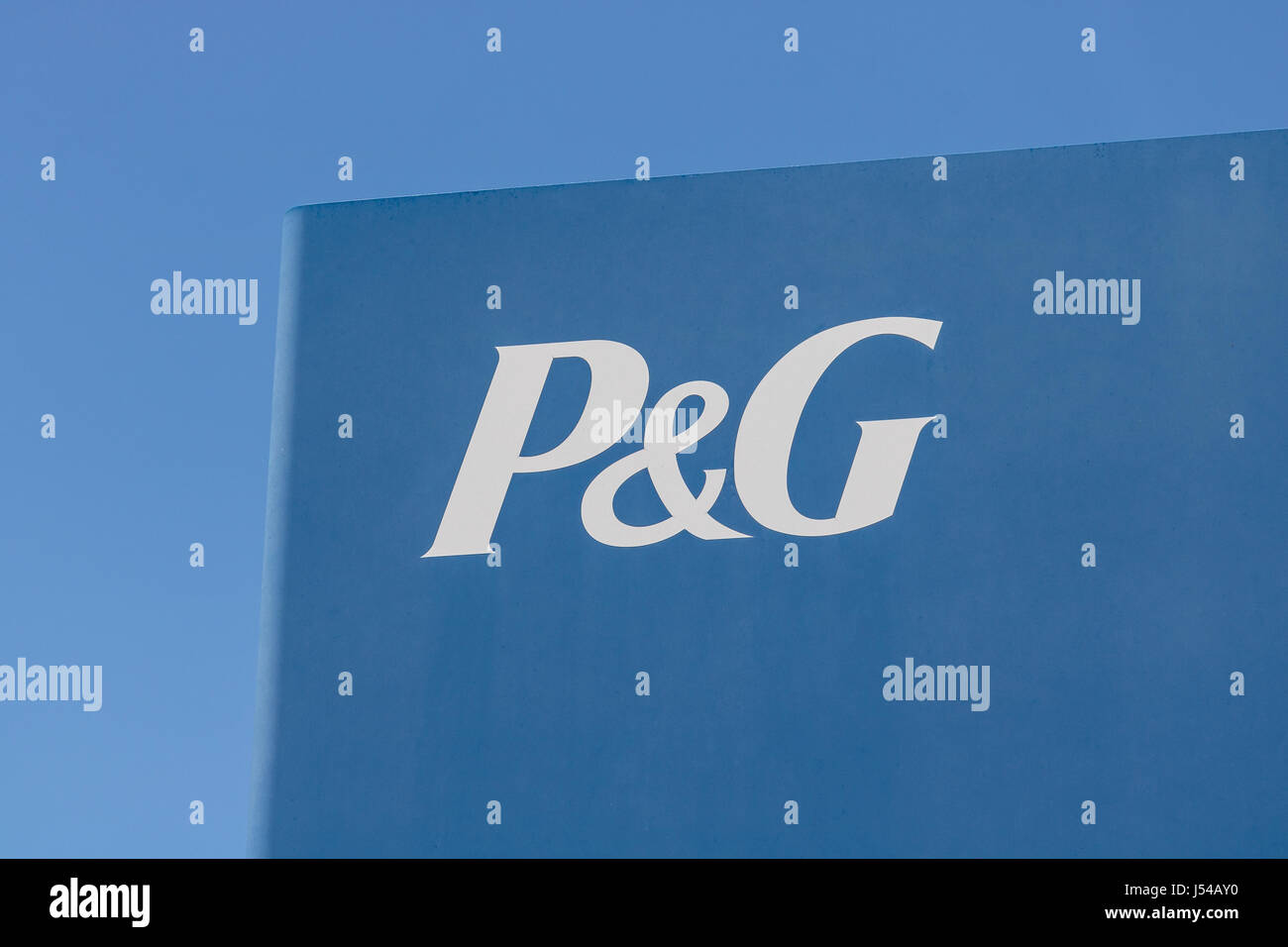 Cincinnati - ca. Mai 2017: Logo und Signage Procter & Glücksspiel. P & G ist eine amerikanische multinationale Consumer Goods Firma X Stockfoto