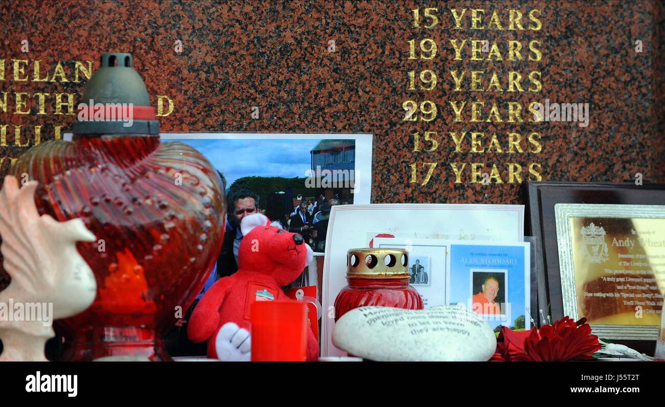 HILLSBOROUGH MEMORIAL Anfield Road LIVERPOOL Fußball LIVERPOOL FOOTBALL CLUB Anfield Road LIVERPOOL ENGLAND 13. April 2014 Stockfoto