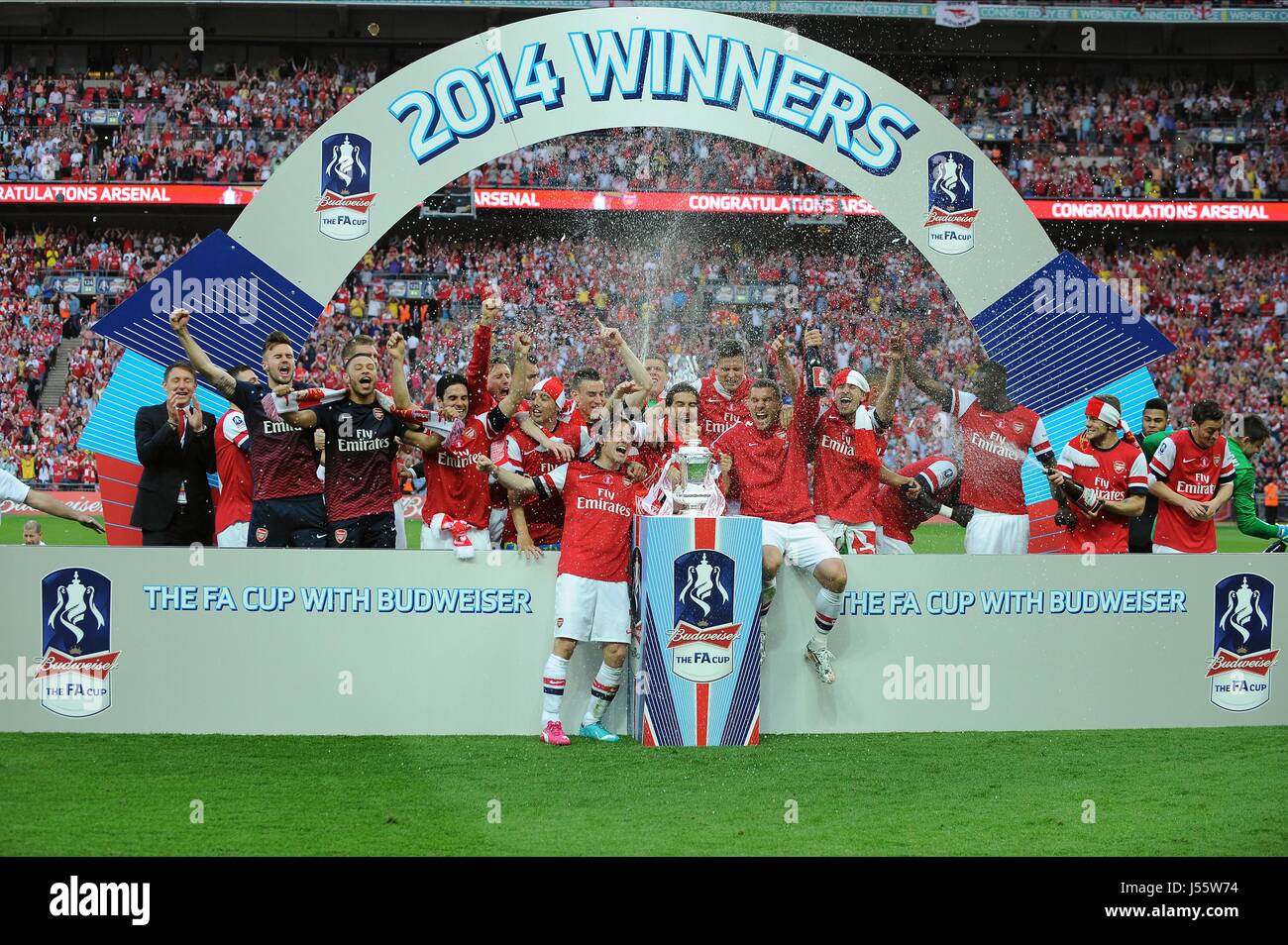 ARSENAL FC 2014 FA CUP Sieger ARSENAL FC V Rumpf ARSENAL FC V HULL CITY FC WEMBLEY Stadion LONDON ENGLAND 17 Mai 2014 Stockfoto