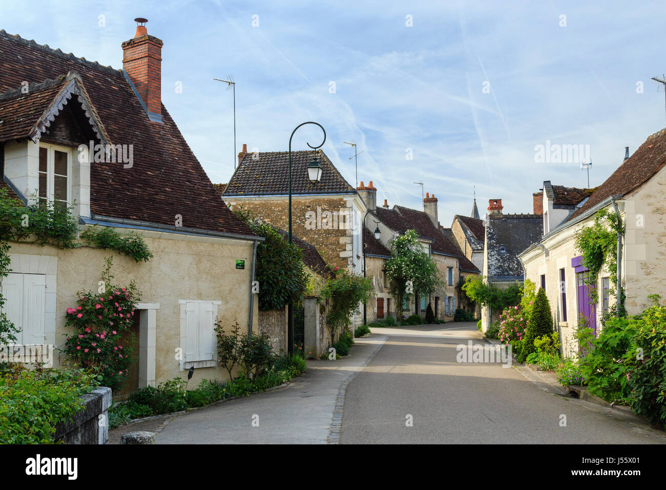 Frankreich, Indre et Loire, Chedigny, Dorf in voller Blüte gekennzeichnet Dorf Jardin (Garden Village) Stockfoto