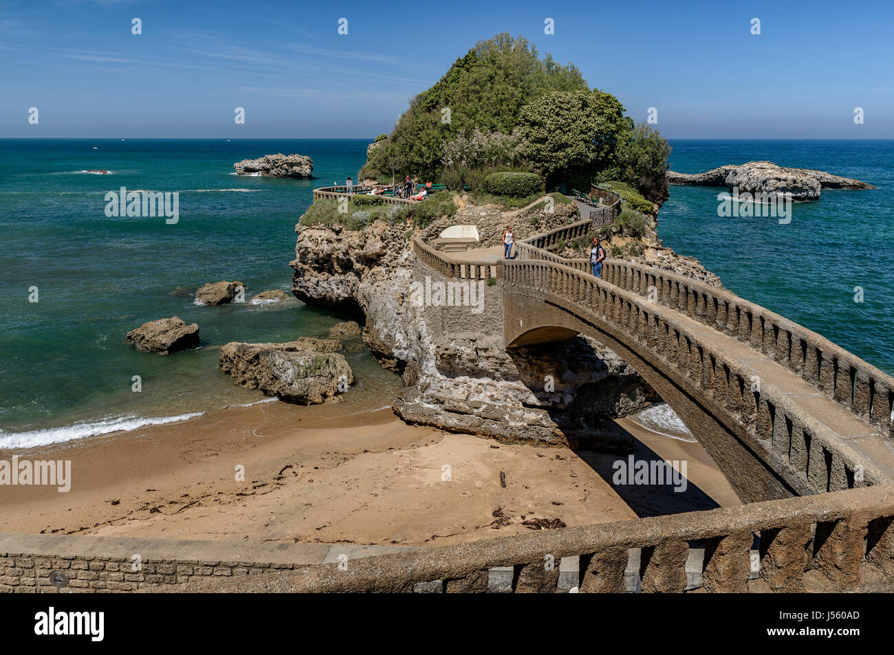 Felsen Meer der Plage du Port-Vieux, Alter Hafen, Biarritz, Frankreich. Stockfoto