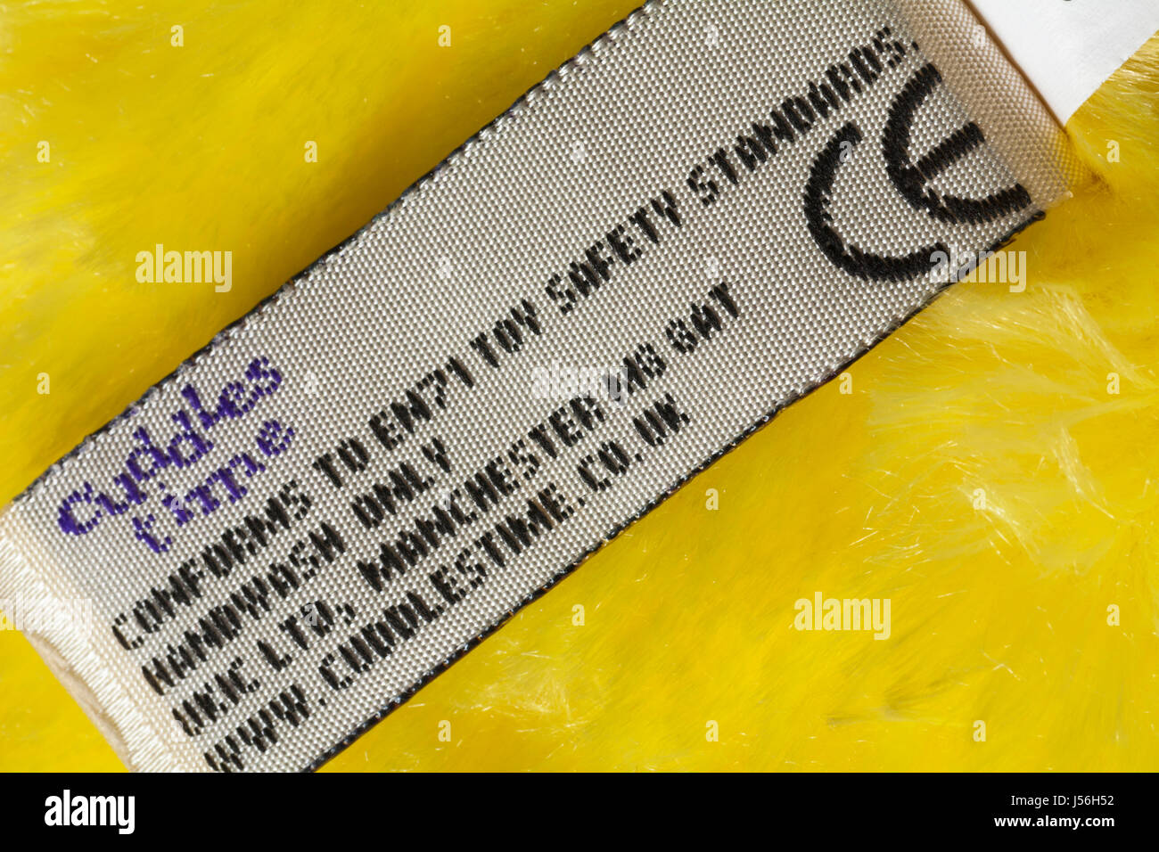 Label in der weichen Kuscheltier schmust Zeit - entspricht den Sicherheitsnormen EN71 Spielzeug, nur Handwäsche, CE-Zeichen Stockfoto
