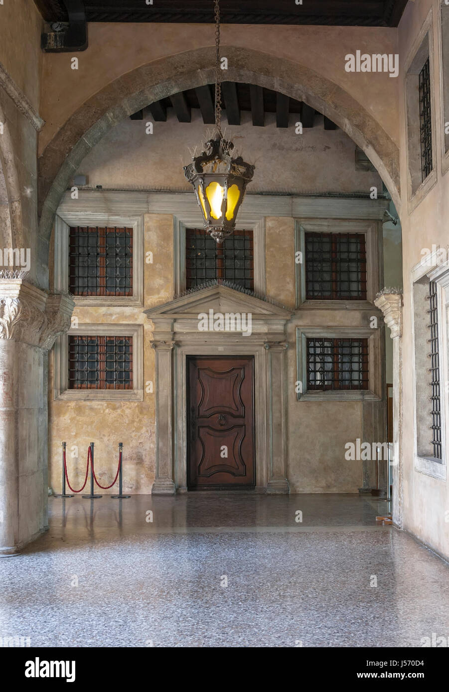 Detail eines antiken Palastes in Venedig. Italien Stockfoto
