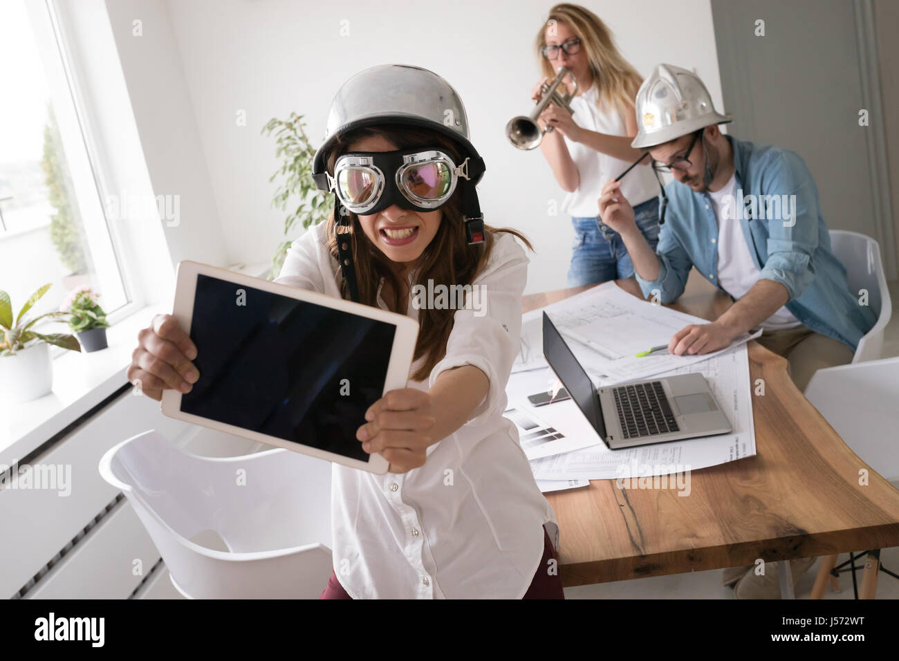Gruppe junger Kollegen mit kreativen Start und Geschäftsideen Stockfoto