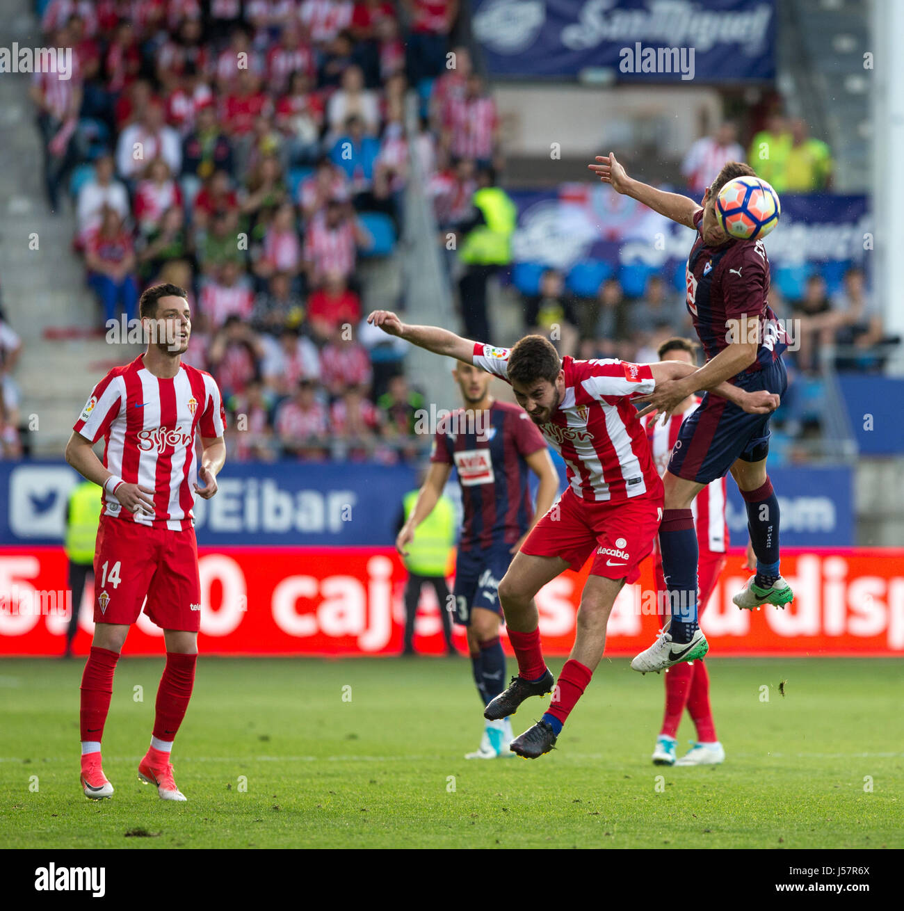 Spieltag der La Liga Santander 2016 - 2017 Saison zwischen S.D EIbar - Sporting de Gijón, gespielt Ipurua Stadion am Sonntag, 14. Mai 2017. Eibar, Sp Stockfoto