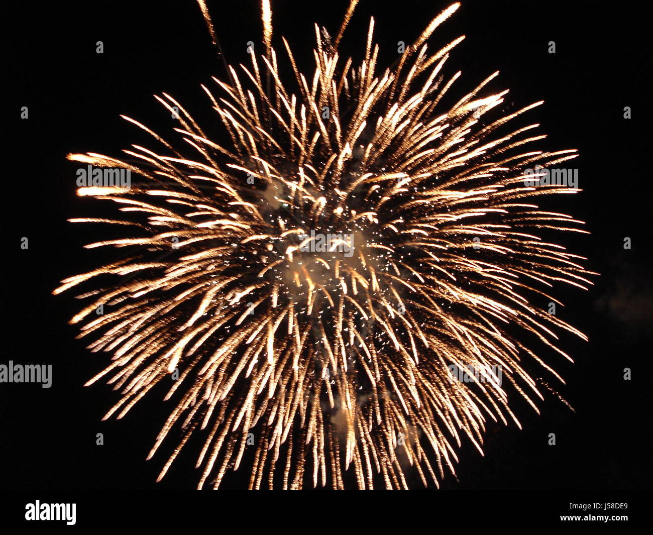 Silvesterraketen warnen illegalem experten feuerwerk silvester vor Kanonenschlag Stockfotos und -bilder Kaufen - Alamy