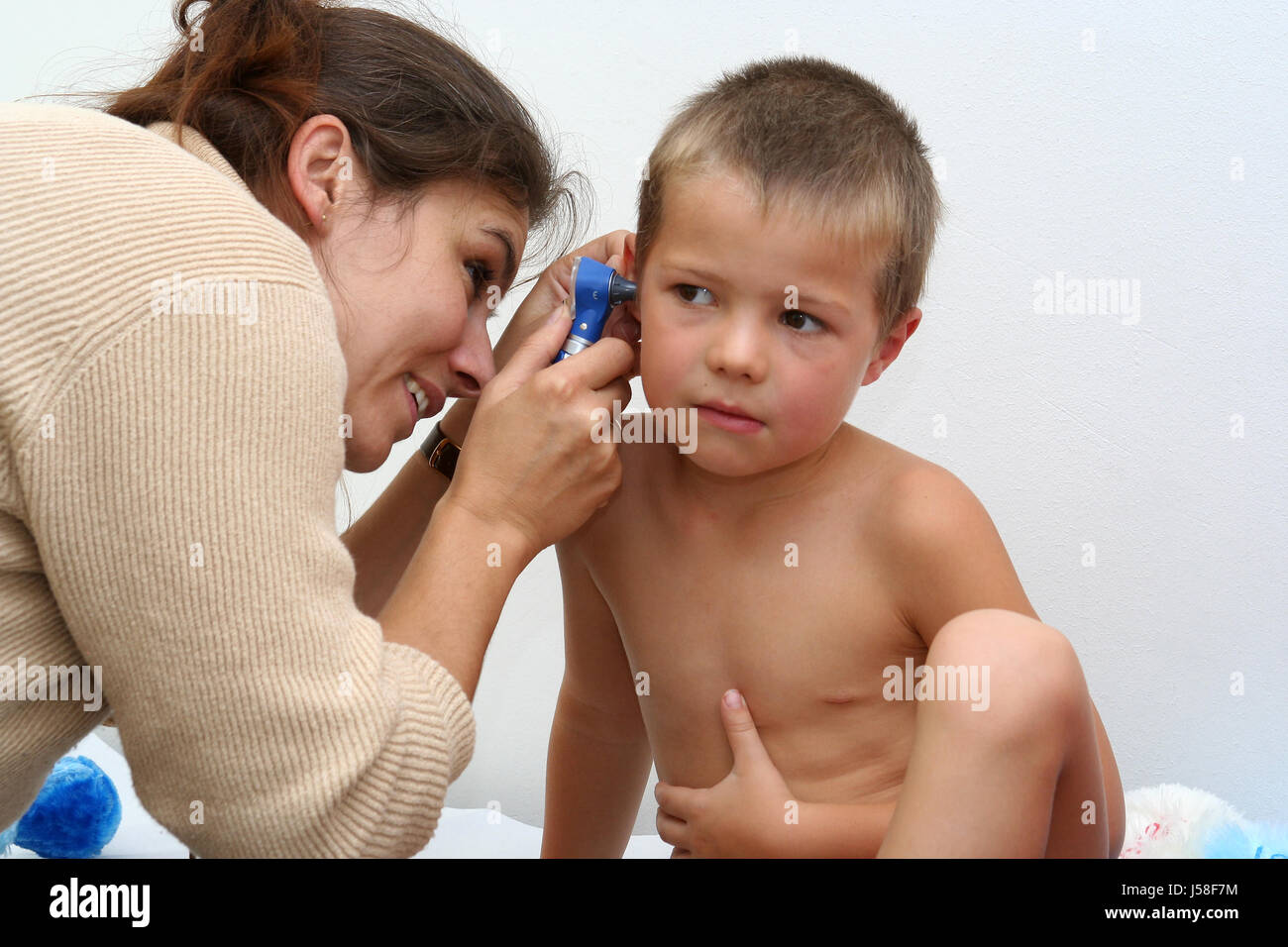 Arzt Arzt Arzt medizinische Praktiker Konzentration Aufmerksamkeit Stockfoto