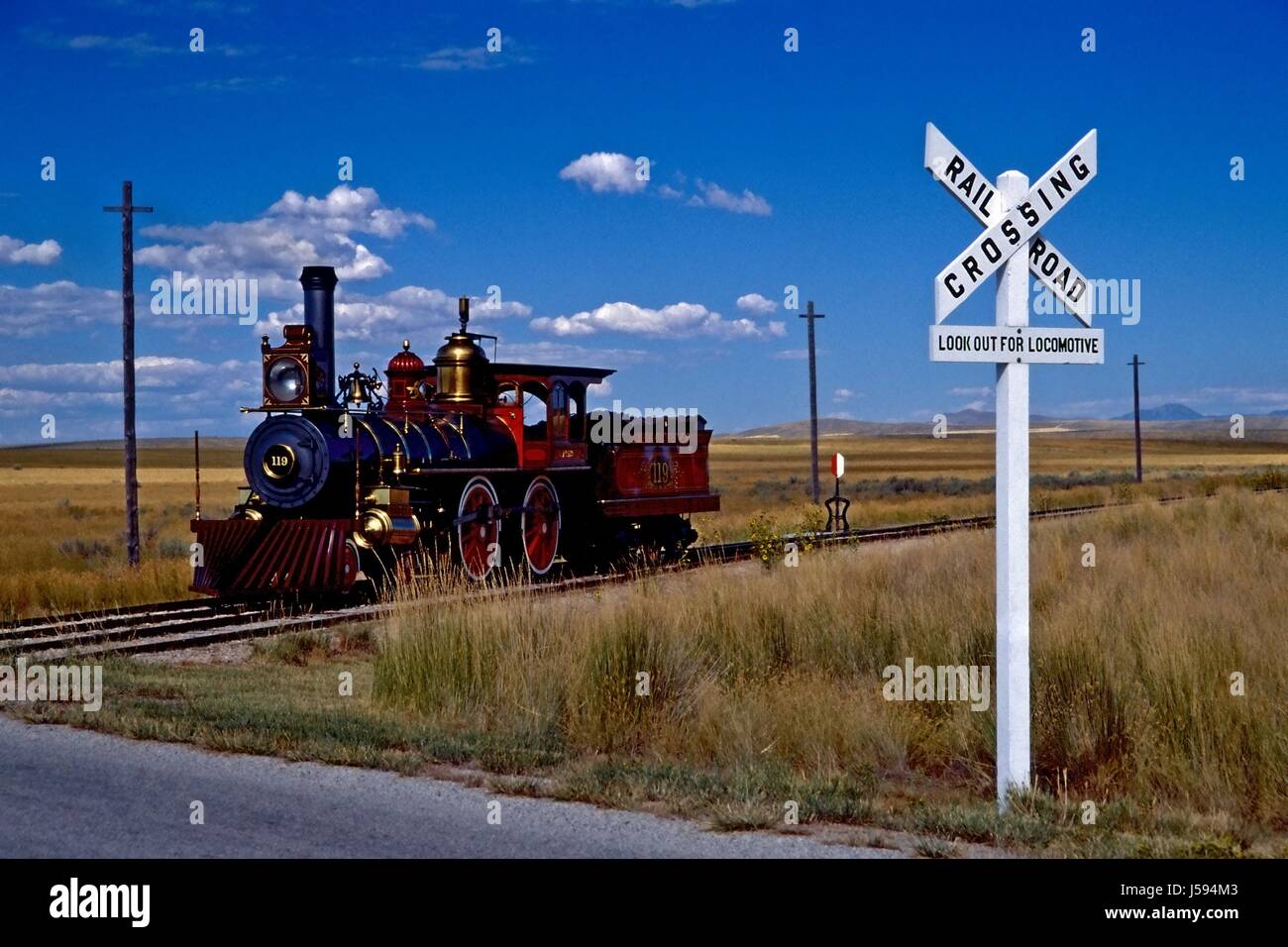Eisenbahn Lok Zug Motor Rollmaterial Fahrzeug bedeutet Reisen Dampf Stockfoto