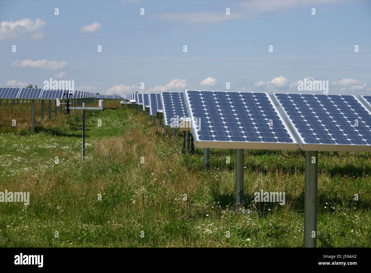 Sommer sommerlich Energie macht Strom elektrische Energie solar Bayern Stockfoto