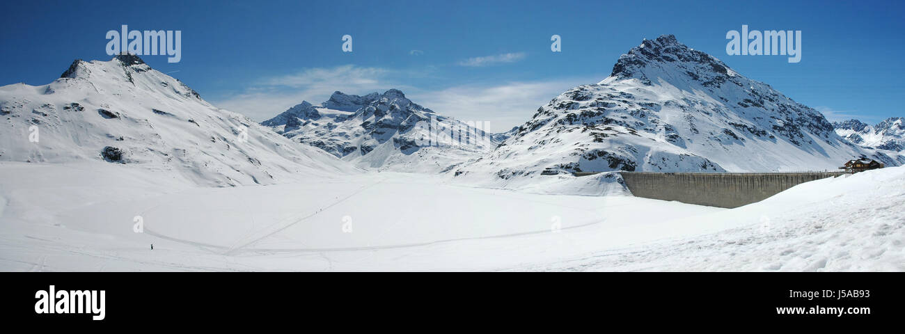 Berge Winter Alpen Anblick Ansicht Outlook Perspektive Vista Gipfelpanorama Stockfoto