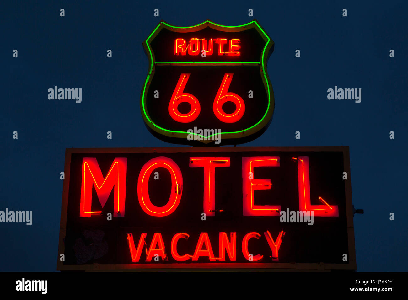 Route 66 Neon, Barstow, Kalifornien Stockfoto