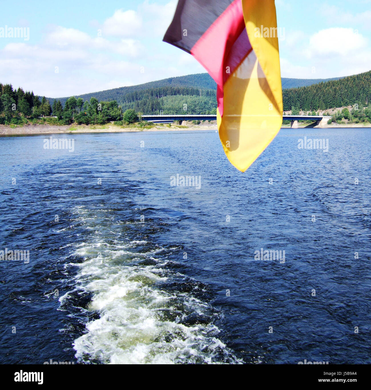 Ferien Urlaub Ferien Urlaub Sommer sommerlich überbrücken Harz Flagge dam Salz Stockfoto